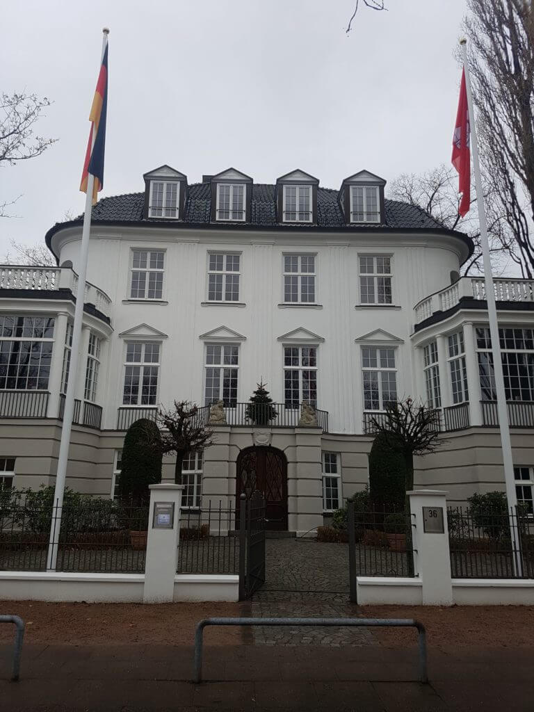 Außenanstrich neu nachher